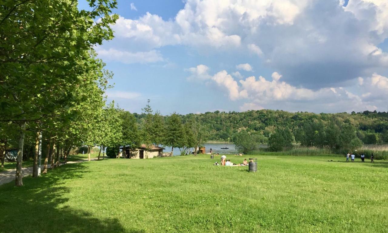 Casa Accogliente Vista Lago Alserio Екстериор снимка